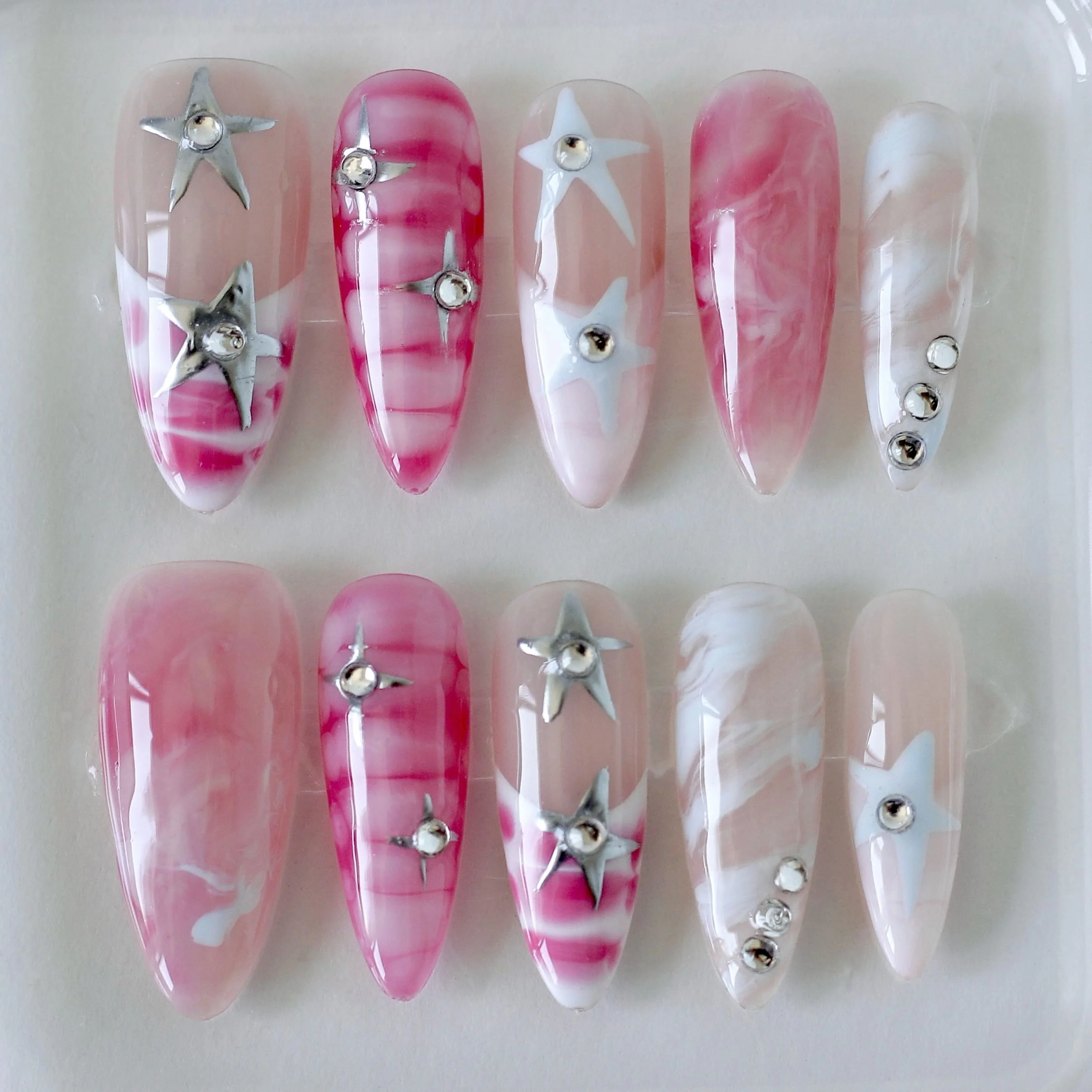 Cocodrilo rosa-1 Uñas postizas press on para verano con diamantes