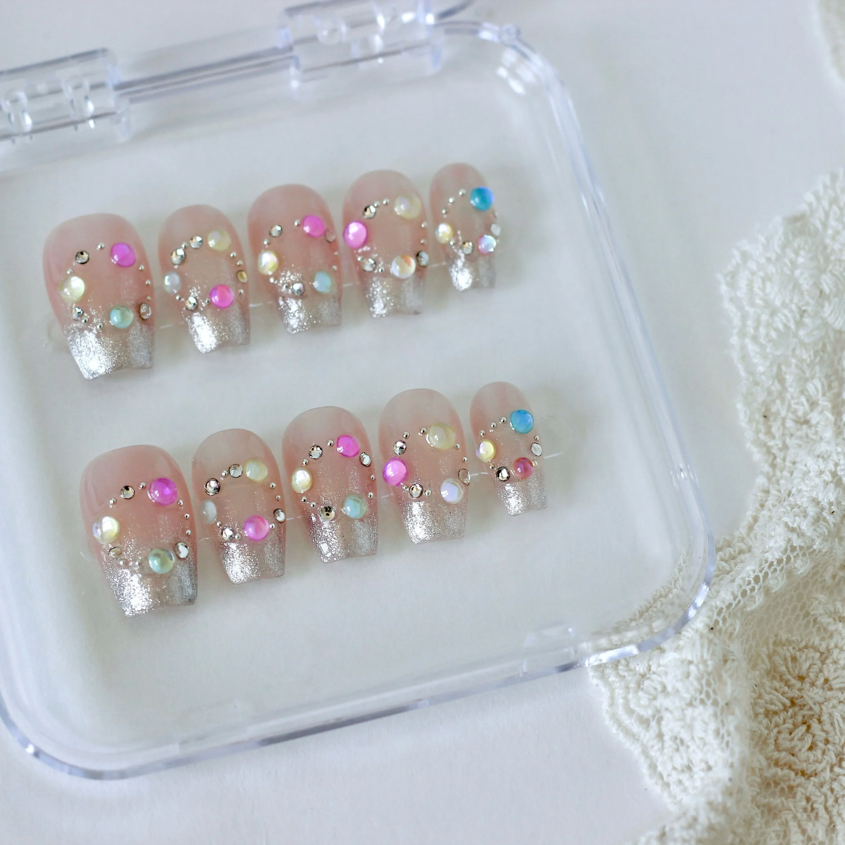 Aro de burbujas de colores Uñas postizas press on para verano