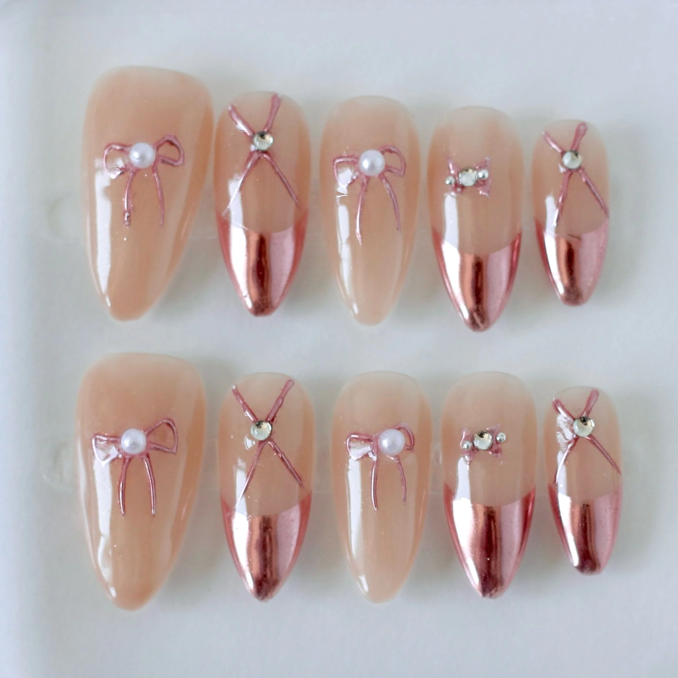 Francesas metálicas-1 Uñas postizas press on para verano clásicas